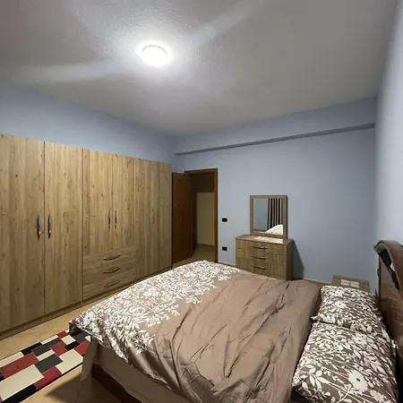 3 Bedroom In The Heart Of Tirana! 티라나